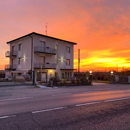 Incanto Di Luna Hotel Sirmione Zewnętrze zdjęcie